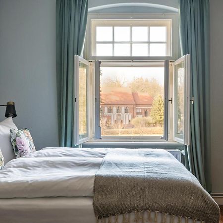 Klostergartenhotel Marienfliess Stepenitz 外观 照片