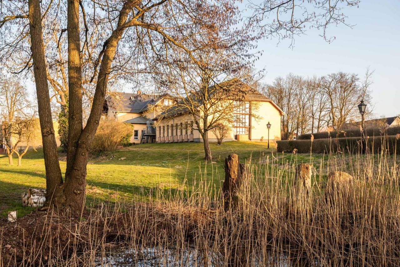 Klostergartenhotel Marienfliess Stepenitz 外观 照片